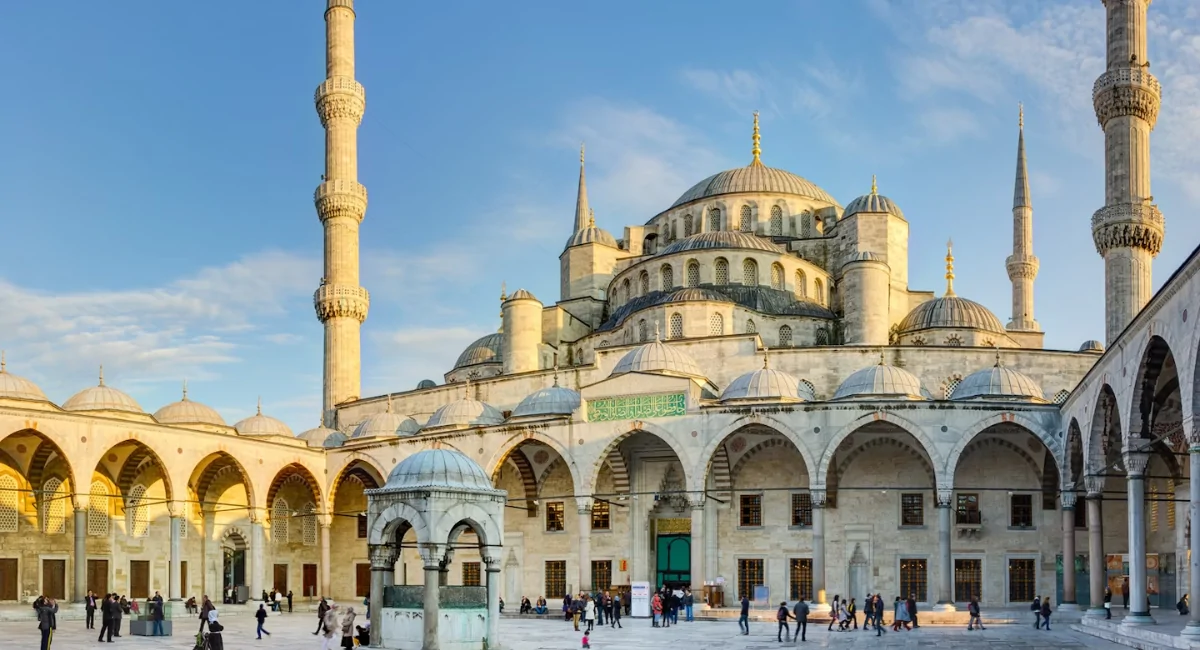 https://bookingtour.com.vn/Uploads/files/Blue_Mosque.png